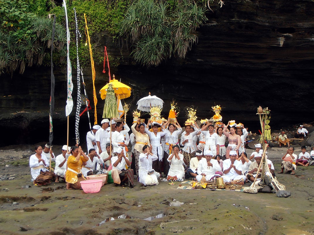 Tanah lot Bali ceremonie
