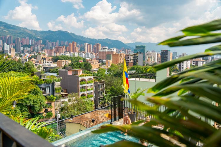 Los Patios hostel in MedellÃ­n