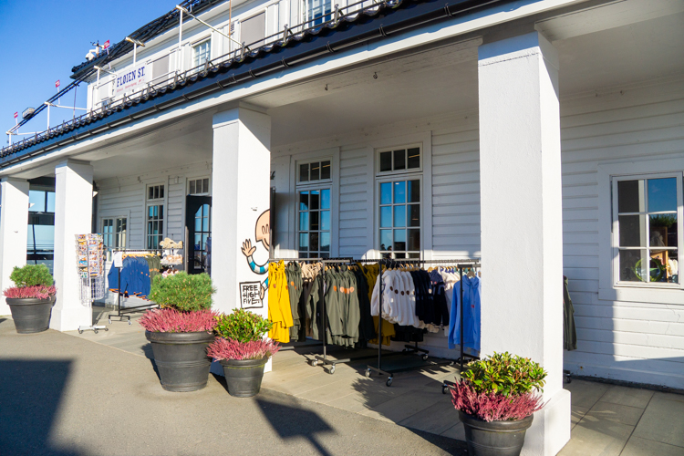 Shop op Mount Fløyen