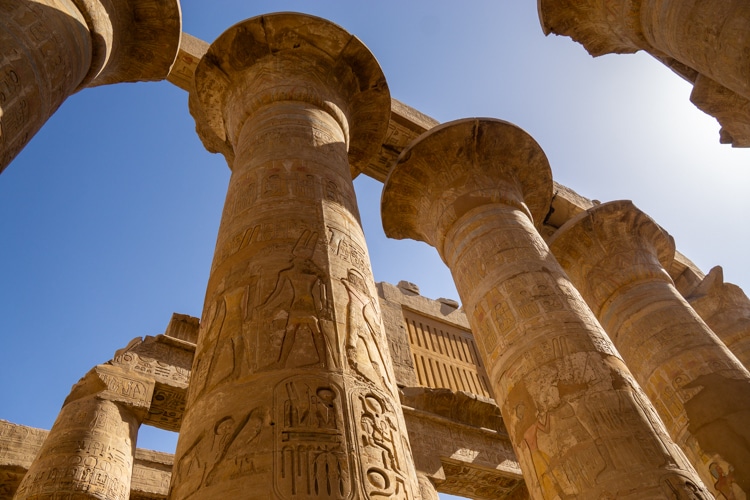 Zuilen in Luxor, Egypte