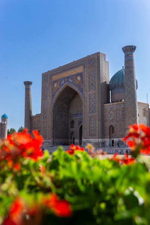 Registan madrassa; een van de mooiste Samarkand bezienswaardigheden